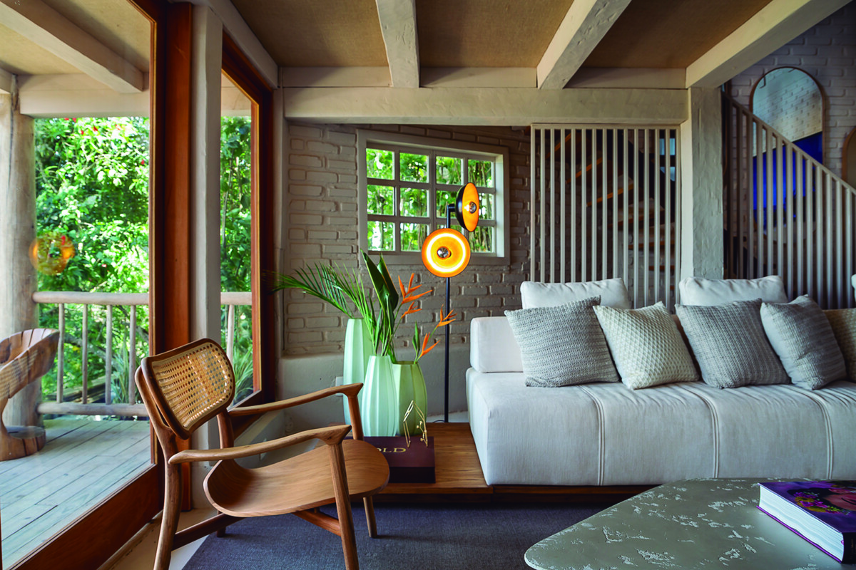 A baiana com os pés no mundo