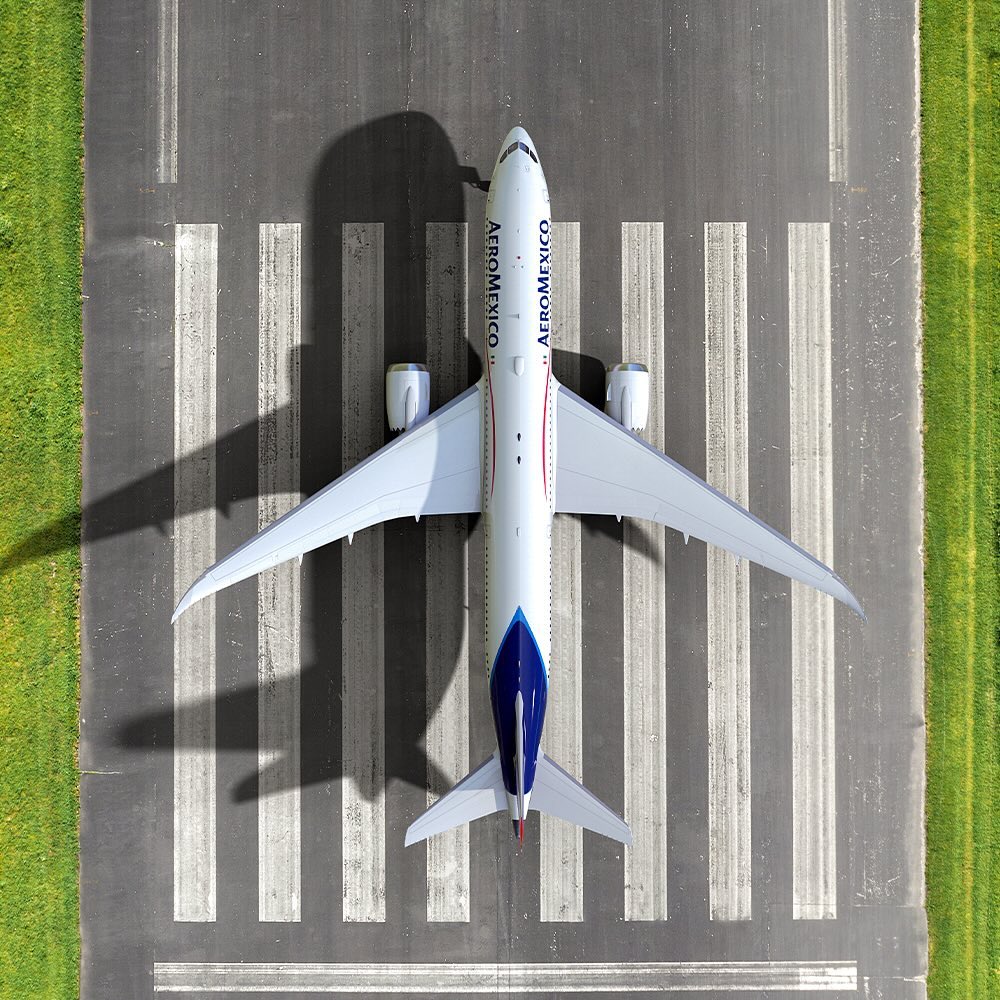 Um brinde aos 90 anos de história da Aeroméxico
