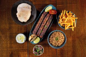 Das Arábias: especialidades do Oriente Médio com toque moderno