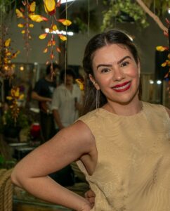 A liderança de Marcela Painelli Carniel à frente da primeira franquia do Laces