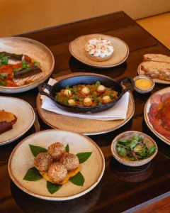 Grupo Fitó inaugura restaurante na Pina Contemporânea