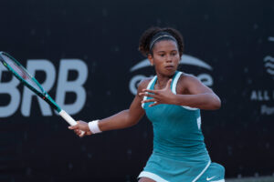 Conheça Victoria Barros e Nauhany Silva, promessas do tênis confirmadas no SP Open