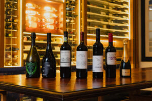 Um brinde ao luxo: a nova adega do Sandi Hotel em Paraty