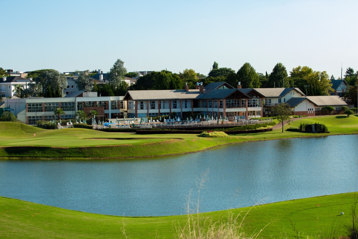 Aberto de Golfe Suryaa estreia unindo esporte, alta gastronomia e luxo