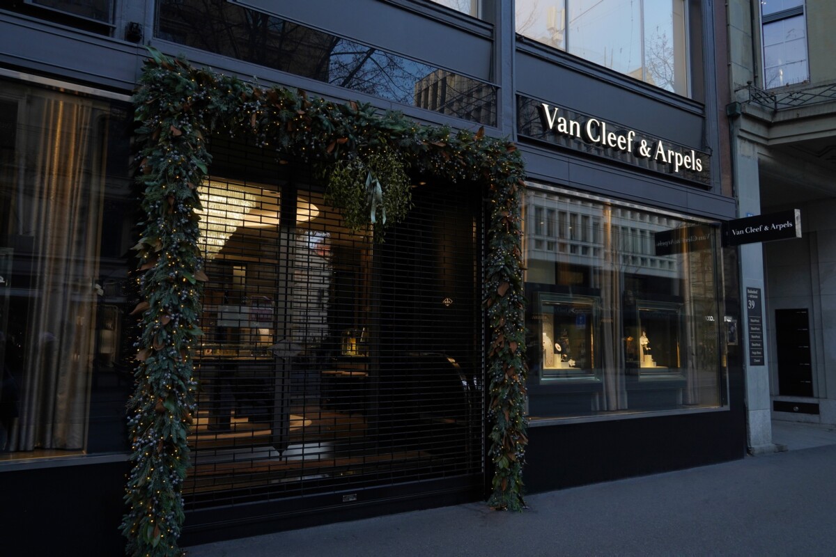 Esta é a nova joia olfativa da Van Cleef & Arpels