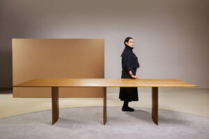 Gloria Coelho marca 50 anos de carreira com desfile na SPFW e celebração na Breton