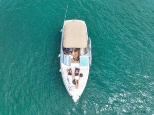 Parceria entre Voguer e Bradesco oferece benefícios exclusivos na locação de embarcações de luxo