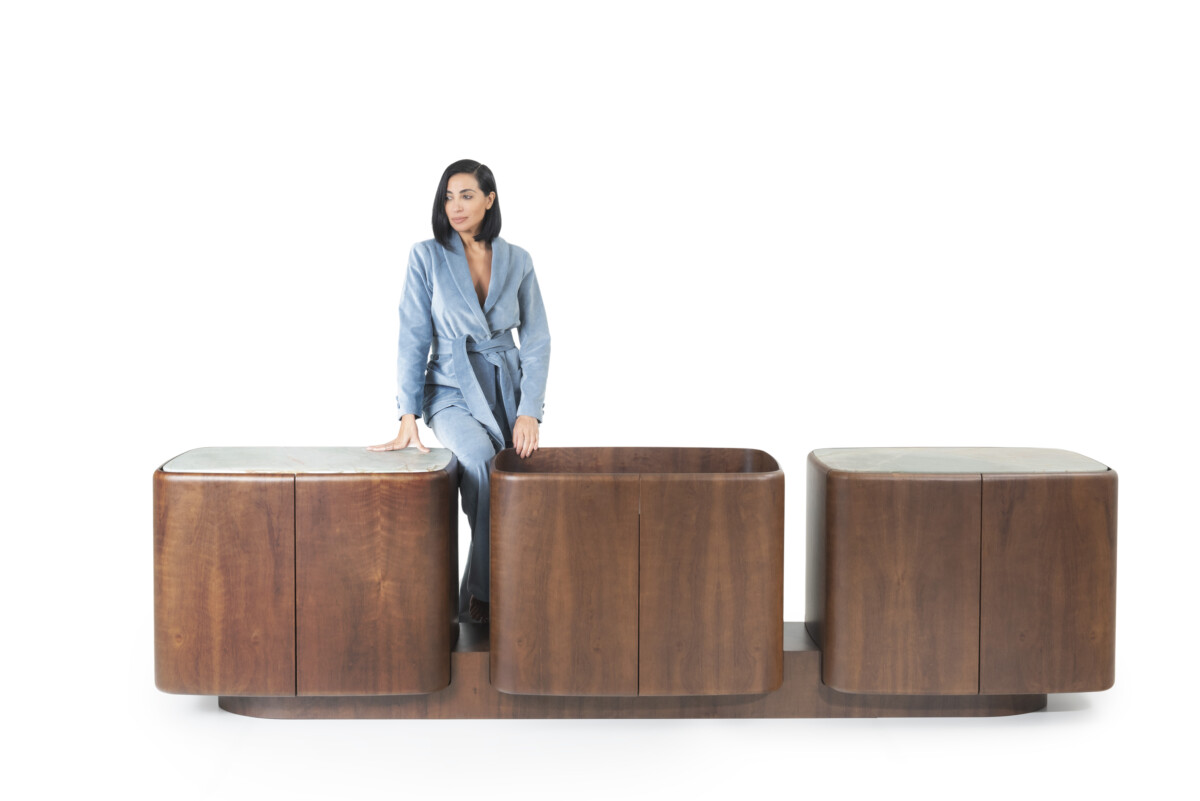 Roberta Banqueri lança coleção Italo-Tropical em exposição no Memorial da América Latina