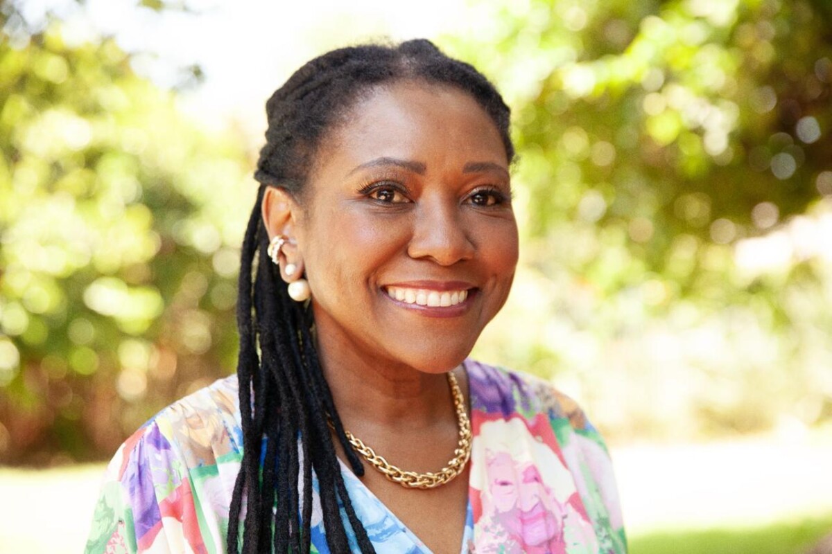 Chef brasileira transforma ancestralidade familiar em cachaça premium